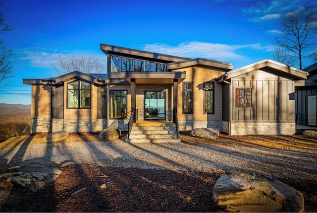 47 Pinhoti Pass, Ellijay, GA 30540
