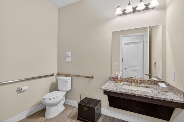 32400 Sh 249, Pinehurst, TX 77362