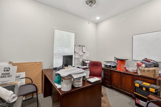 32400 Sh 249, Pinehurst, TX 77362
