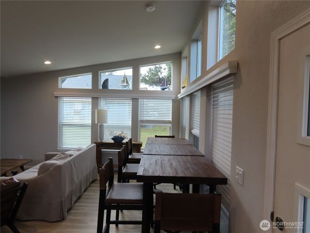 300 Surf Street, Westport, WA 98595