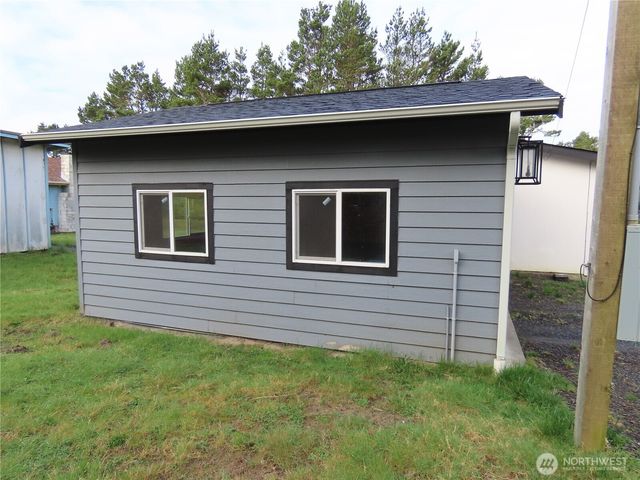 300 Surf Street, Westport, WA 98595