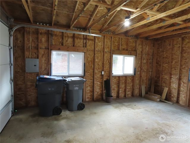 300 Surf Street, Westport, WA 98595