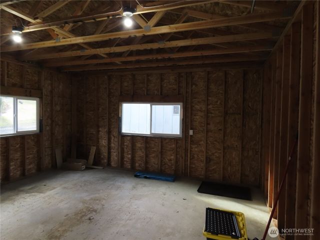 300 Surf Street, Westport, WA 98595