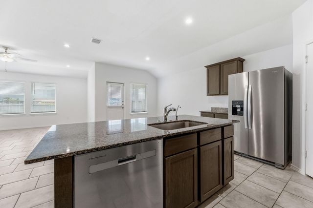 7530 Cynomys Court, Rosharon, TX 77583
