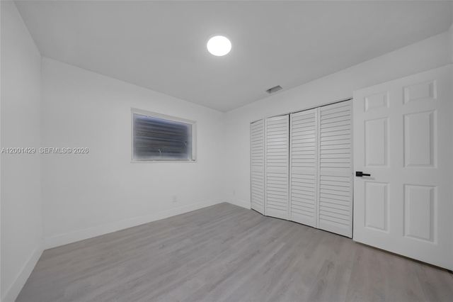 1320 NW 72nd Ave, Plantation, FL 33313