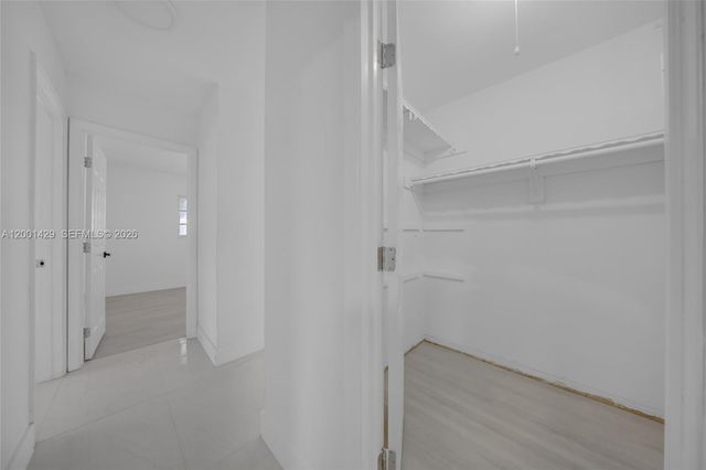 1320 NW 72nd Ave, Plantation, FL 33313