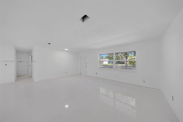 1320 NW 72nd Ave, Plantation, FL 33313