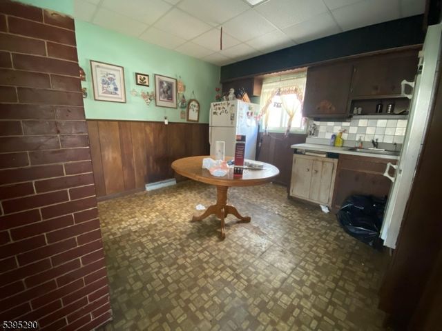 36 Prospect St, Dover Town, NJ 07801