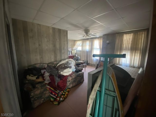 36 Prospect St, Dover Town, NJ 07801