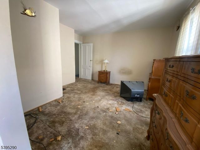 36 Prospect St, Dover Town, NJ 07801