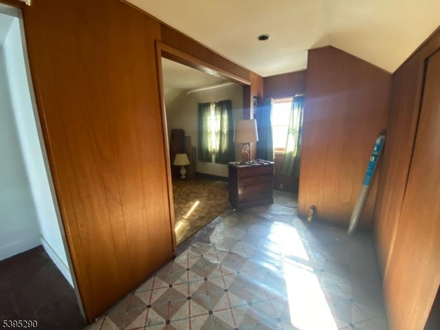 36 Prospect St, Dover Town, NJ 07801