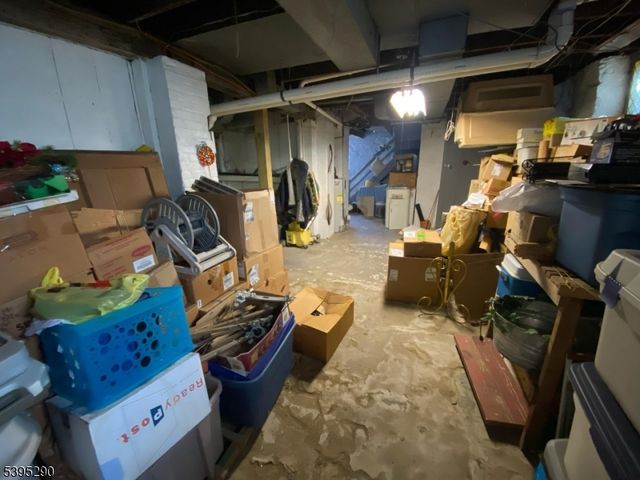 36 Prospect St, Dover Town, NJ 07801