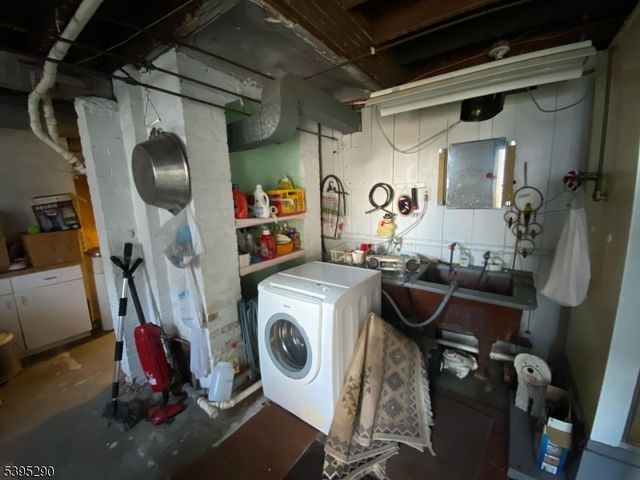 36 Prospect St, Dover Town, NJ 07801