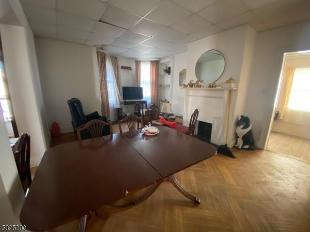 36 Prospect St, Dover Town, NJ 07801