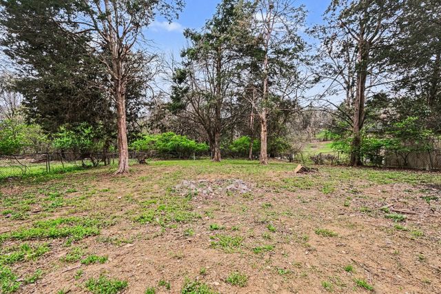 199 Township Dr, Hendersonville, TN 37075