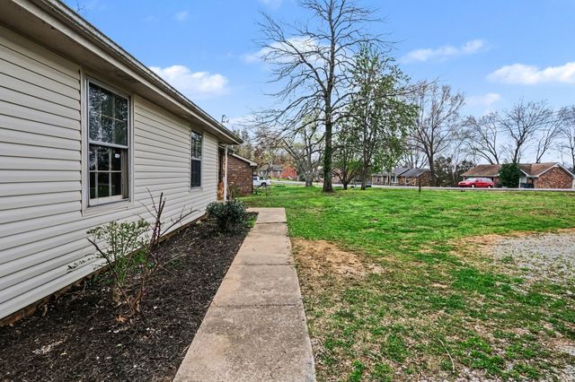 199 Township Dr, Hendersonville, TN 37075