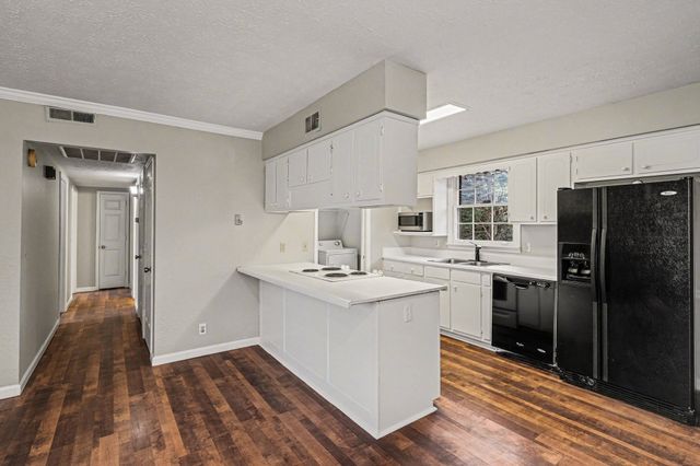 199 Township Dr, Hendersonville, TN 37075