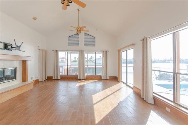 13925 Dasmarinas Dr, Corpus Christi, TX 78418