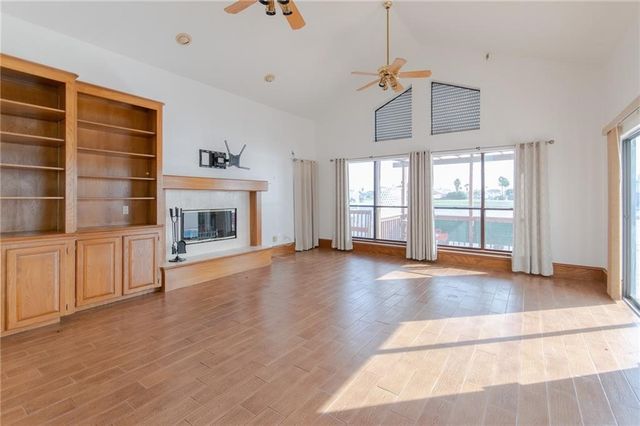 13925 Dasmarinas Dr, Corpus Christi, TX 78418