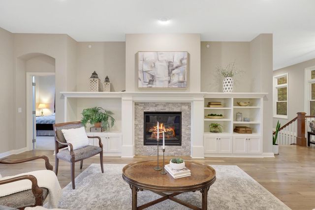 18229 Justice Way, Lakeville, MN 55044