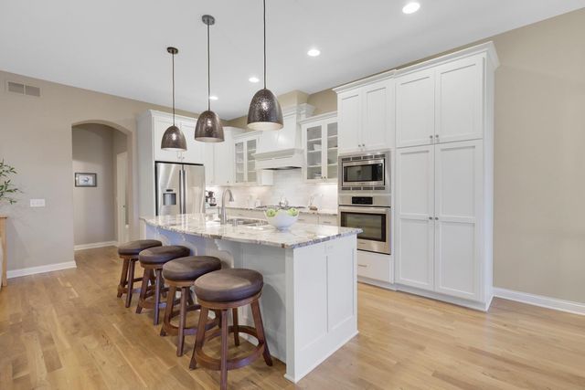 18229 Justice Way, Lakeville, MN 55044