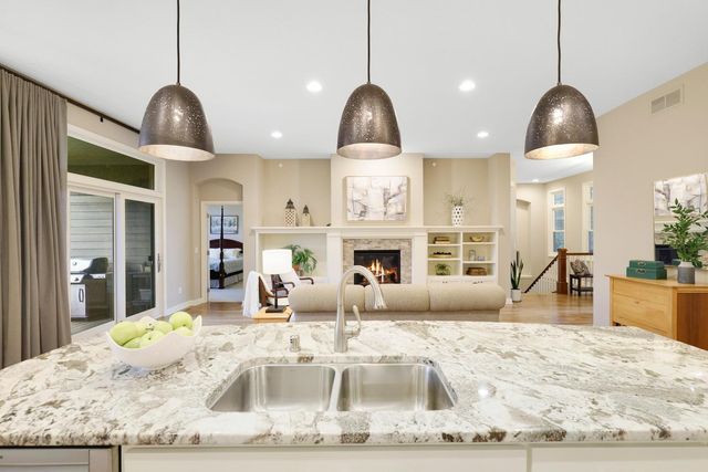 18229 Justice Way, Lakeville, MN 55044