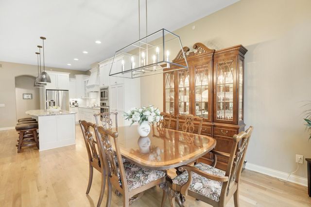 18229 Justice Way, Lakeville, MN 55044