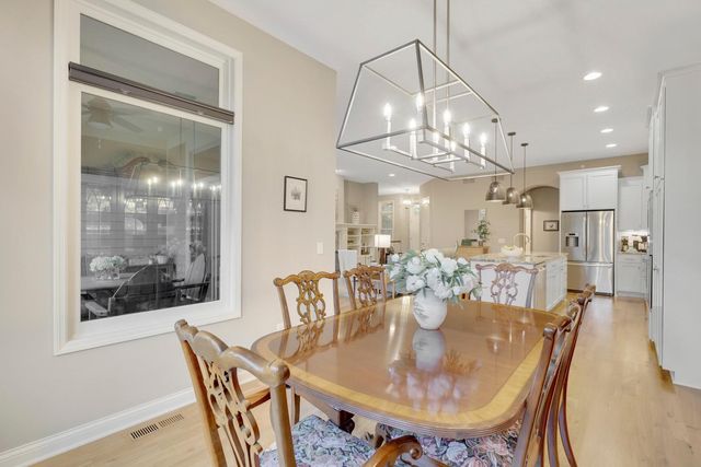 18229 Justice Way, Lakeville, MN 55044