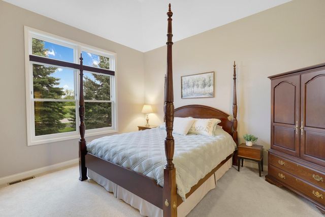 18229 Justice Way, Lakeville, MN 55044