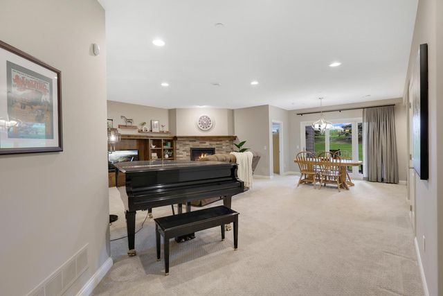 18229 Justice Way, Lakeville, MN 55044