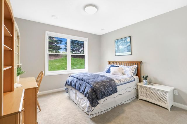 18229 Justice Way, Lakeville, MN 55044