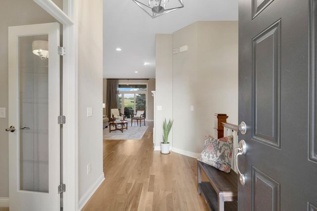 18229 Justice Way, Lakeville, MN 55044