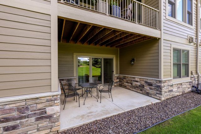 18229 Justice Way, Lakeville, MN 55044