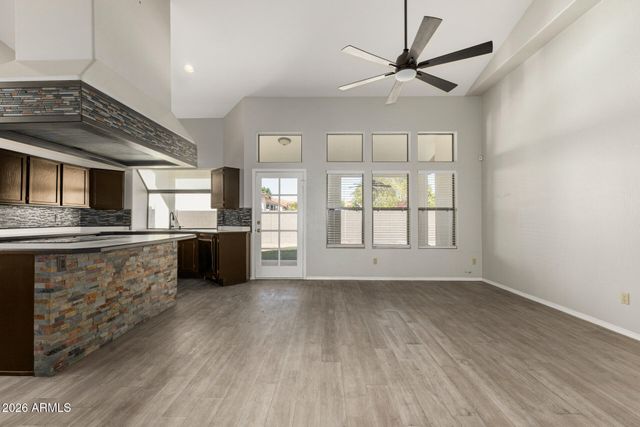 5428 W WETHERSFIELD Drive, Glendale, AZ 85304