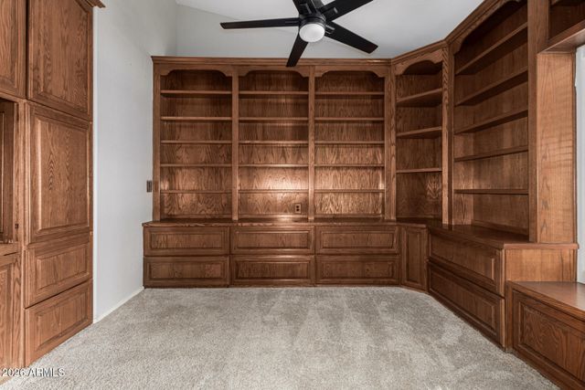 5428 W WETHERSFIELD Drive, Glendale, AZ 85304