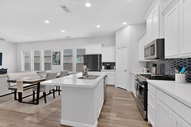 2319 Kirkstall Way, Forney, TX 75126