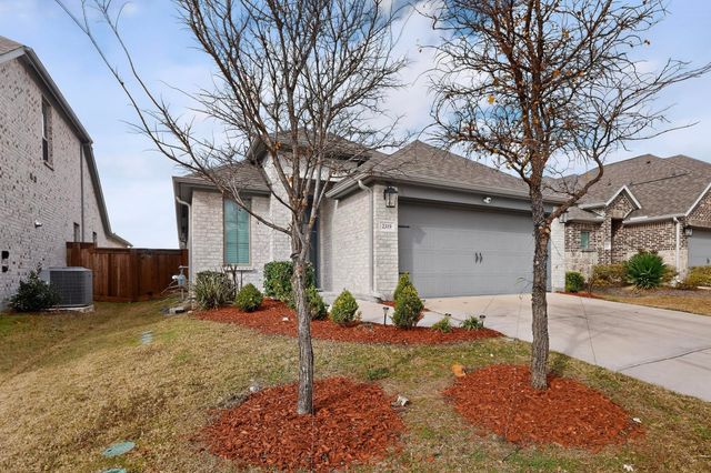 2319 Kirkstall Way, Forney, TX 75126