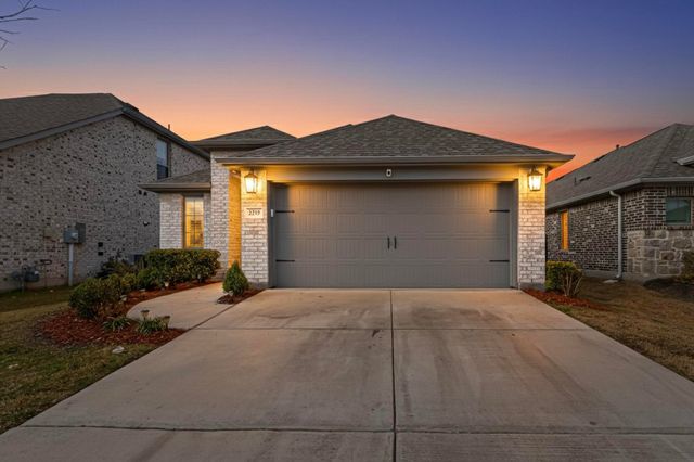 2319 Kirkstall Way, Forney, TX 75126