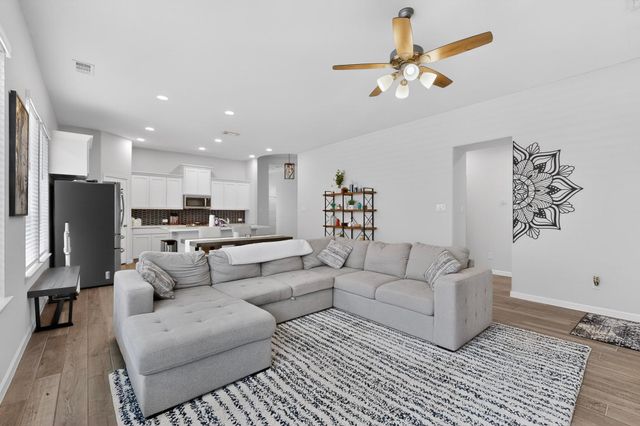 2319 Kirkstall Way, Forney, TX 75126