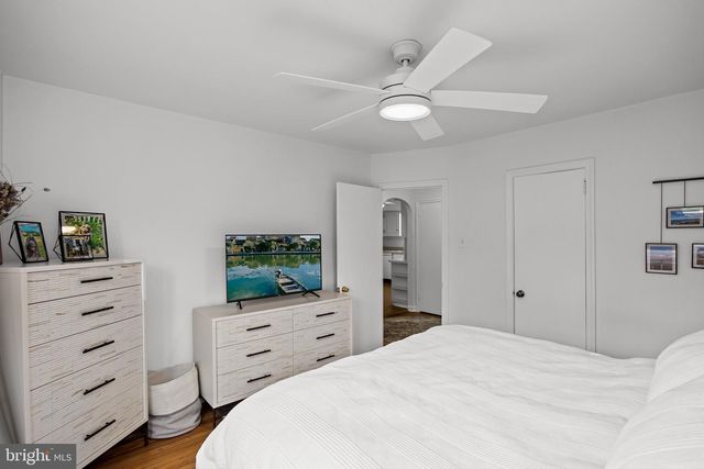 1302 W HIGH ST, Haddon Heights, NJ 08035