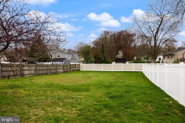 1302 W HIGH ST, Haddon Heights, NJ 08035