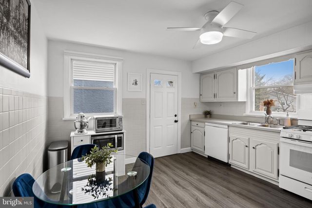 1302 W HIGH ST, Haddon Heights, NJ 08035