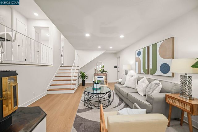 9881 Brunswick Way, San Ramon, CA 94583