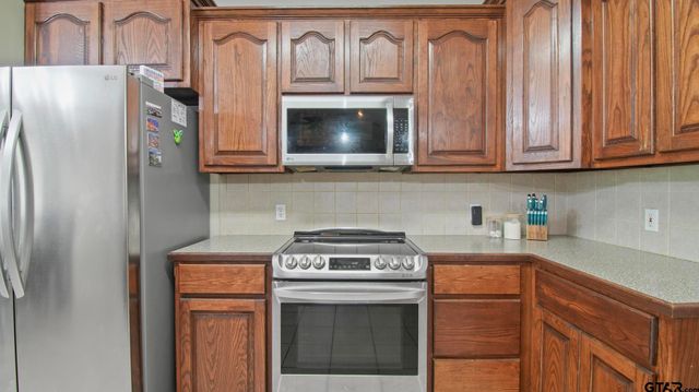 17391 Mary Martin Dr, Flint, TX 75762