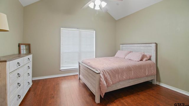 17391 Mary Martin Dr, Flint, TX 75762