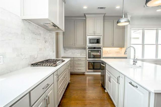 20957 N Dixboro Road, Green Oak Twp, MI 48178