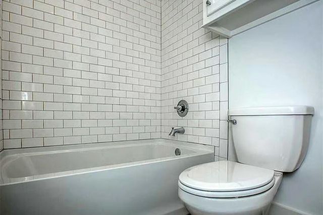 20957 N Dixboro Road, Green Oak Twp, MI 48178