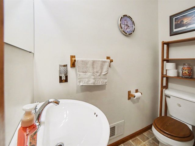 7581 Wiczer Drive, Whitehall, MI 49461