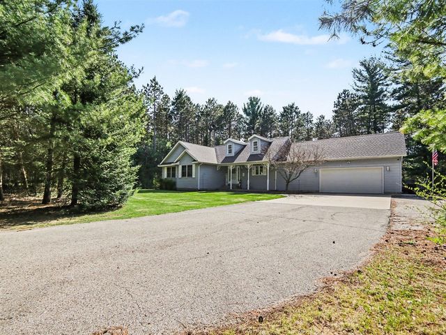 7581 Wiczer Drive, Whitehall, MI 49461
