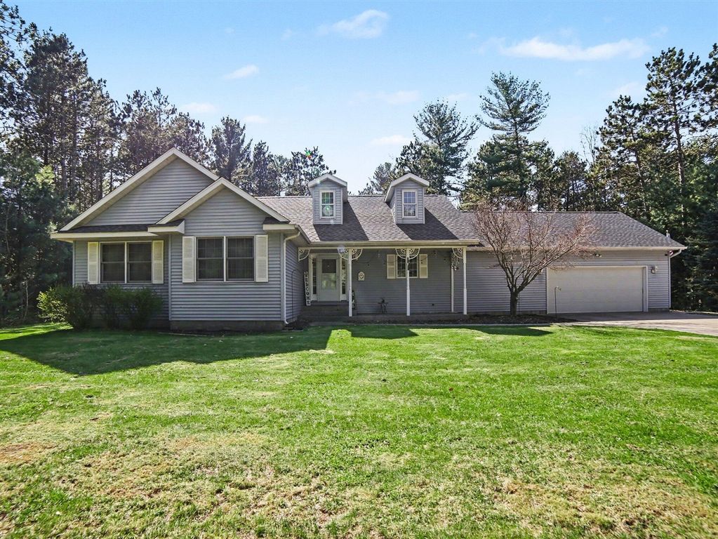 7581 Wiczer Drive, Whitehall, MI 49461